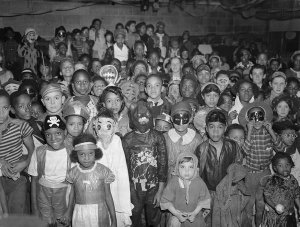 Charles "Teenie" Harris - Children wearing Halloween costumes at Bedford Dwellings, Pittsburgh, 1941