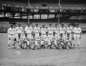 Charles "Teenie" Harris - Homestead Grays baseball team at Forbes Field, 1945